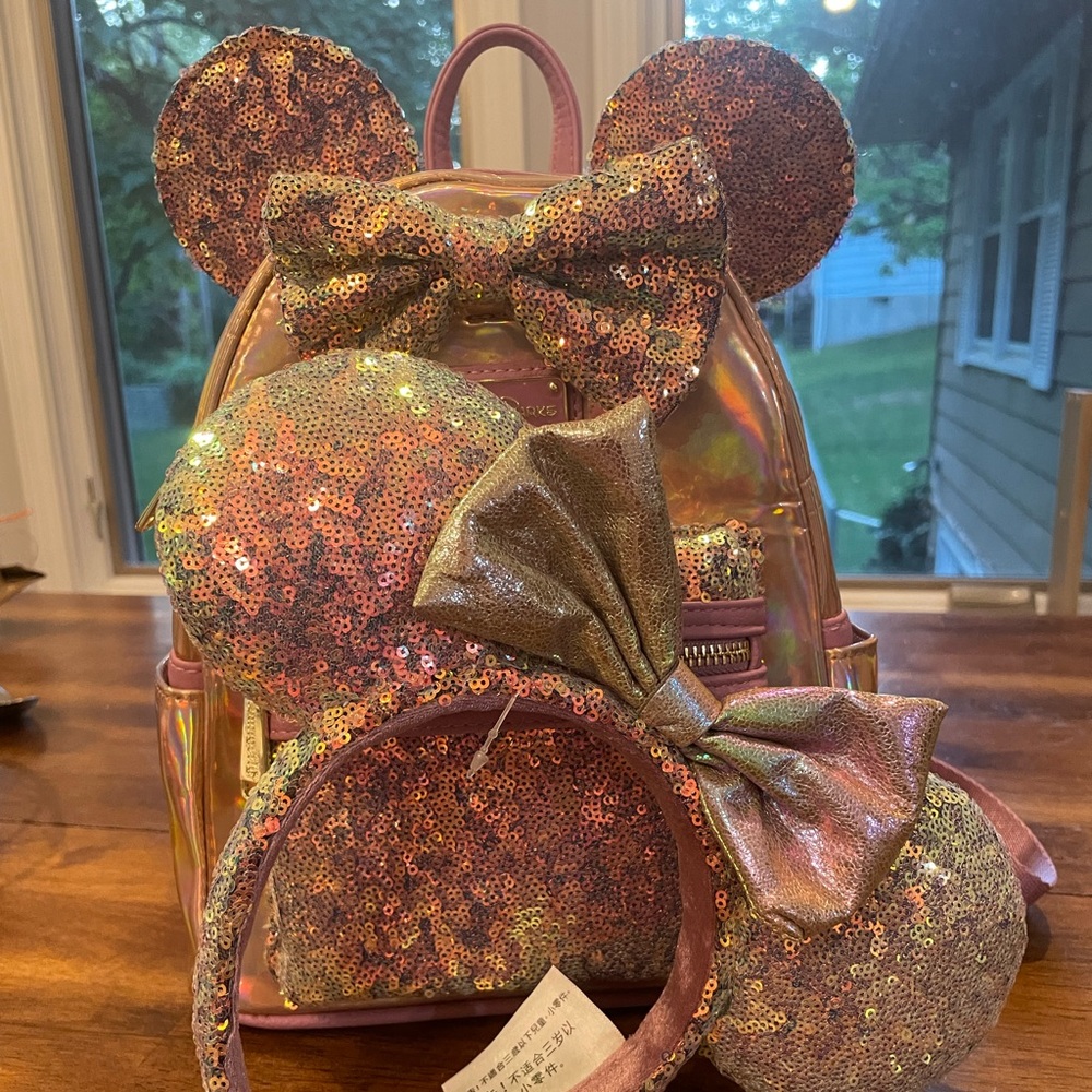 Loungefly Pink Earidescent bag+ears